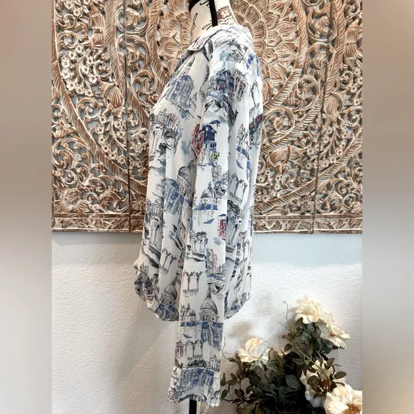 Karen Kane White & Blue Printed Blouse, Old World Vibes, Cathedrals- size XL - Picture 7 of 13